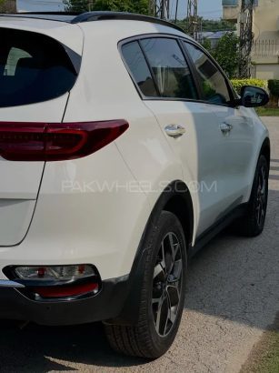 KIA Sportage FWD 2021